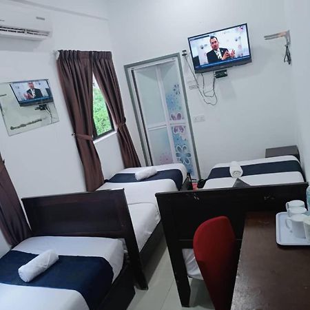 Max Ferringhi Hotel Batu Feringgi Exteriér fotografie